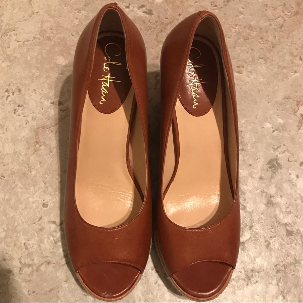 COLE HAAN NWOT Leather Wedges with Nike Air Soles! - Picture 2 of 7